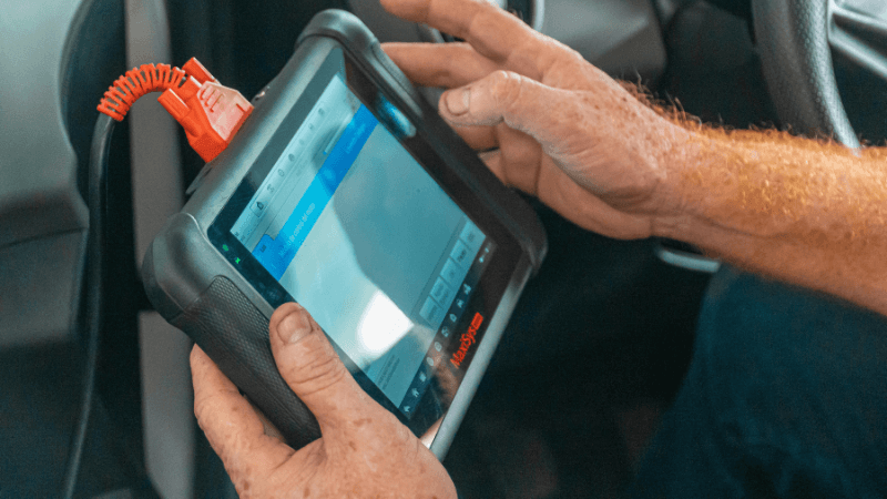 Diagnosing error codes using a scanner – EPR Auto Clinic Mechanic using diagnostic scanner – Top 5 Car Error Codes You Shouldn’t Ignore